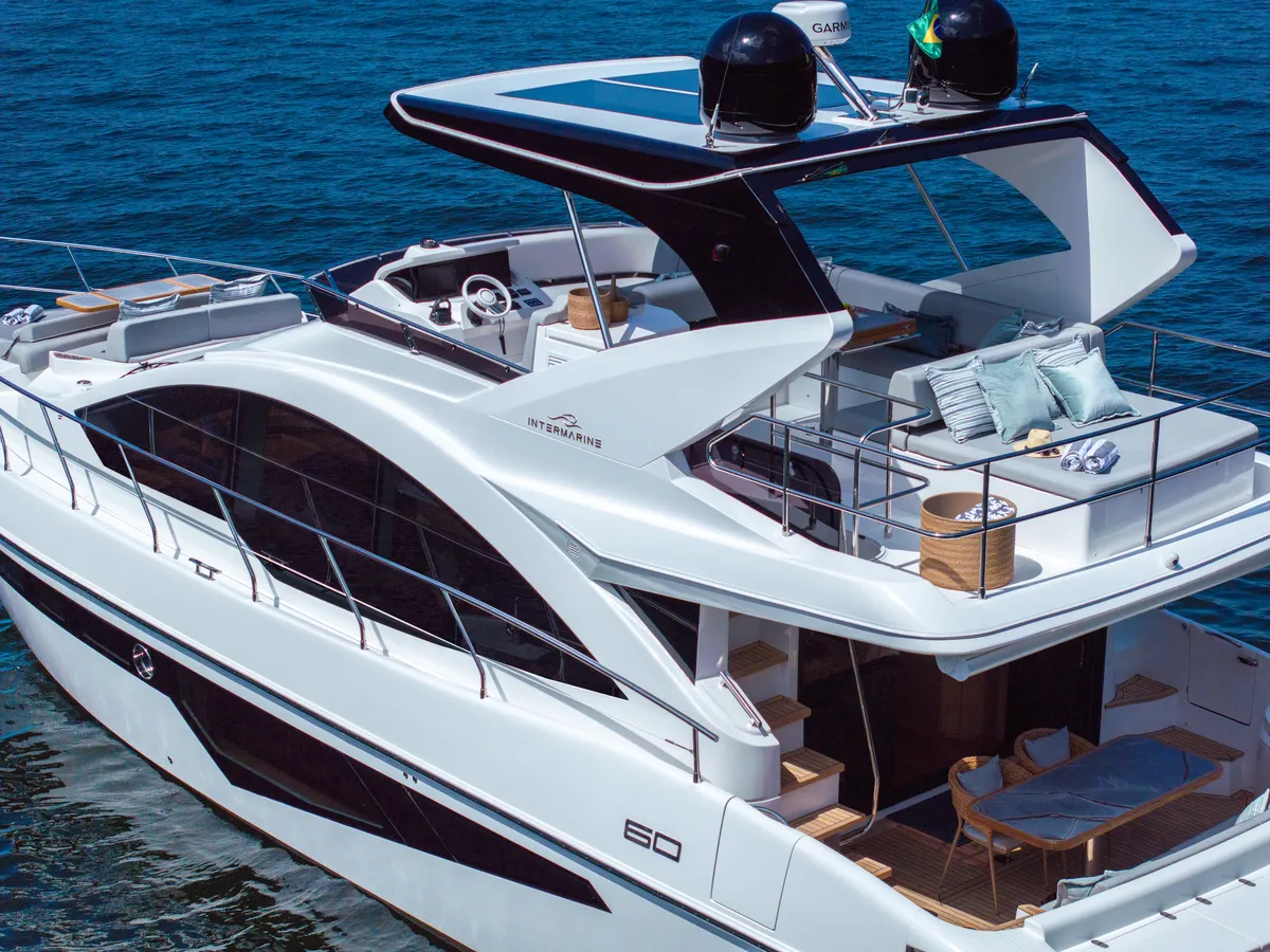 Intermarine 60 — Exterior (6 de 8)