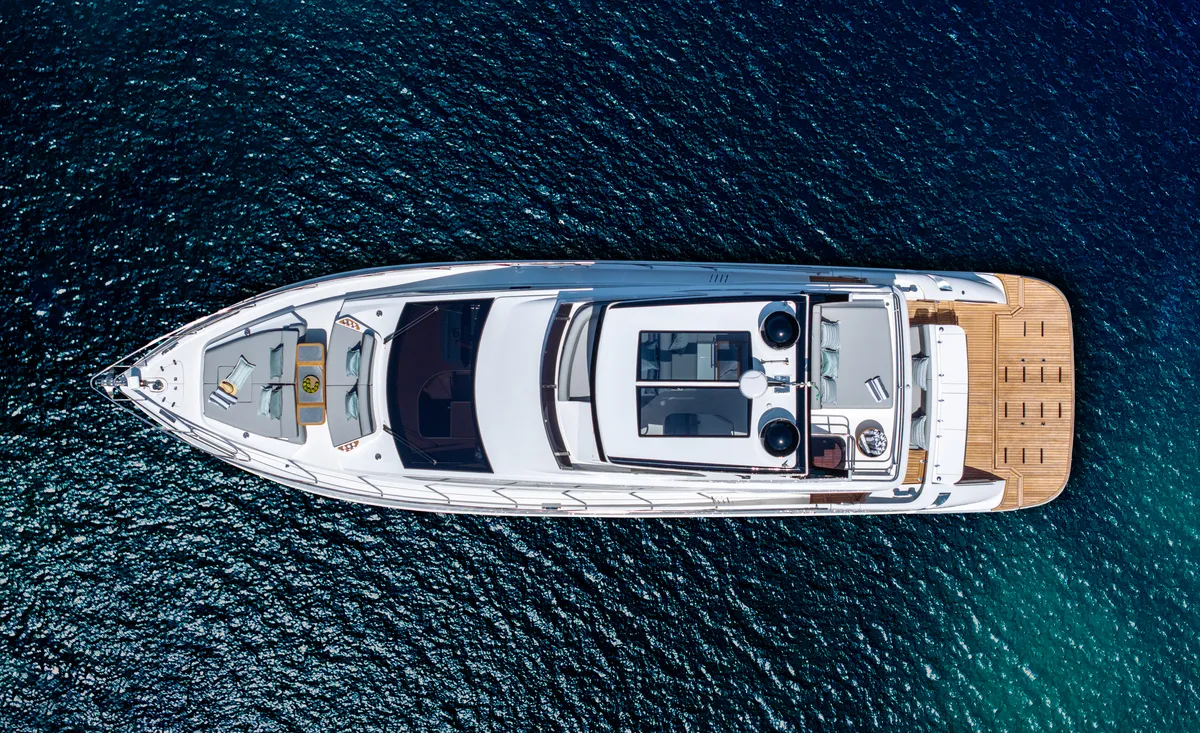 Intermarine 60 — Exterior (5 de 8)