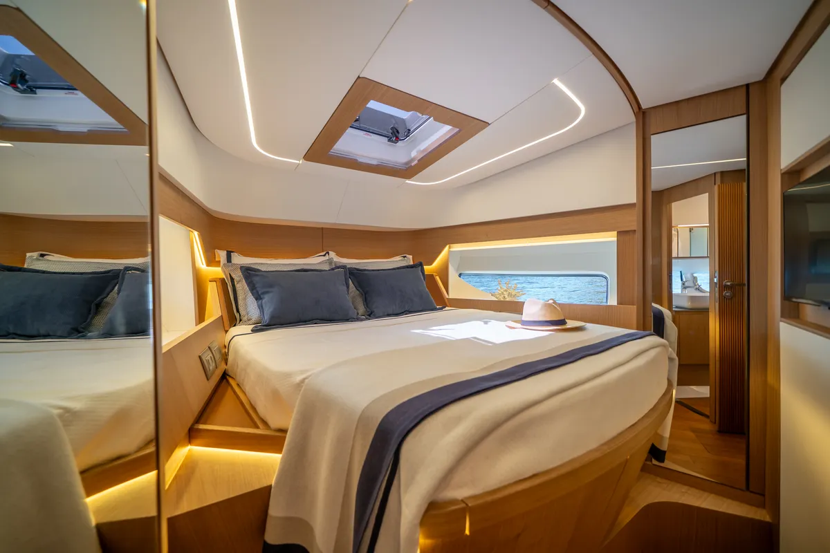 Intermarine 60 — Suítes (1 de 7)